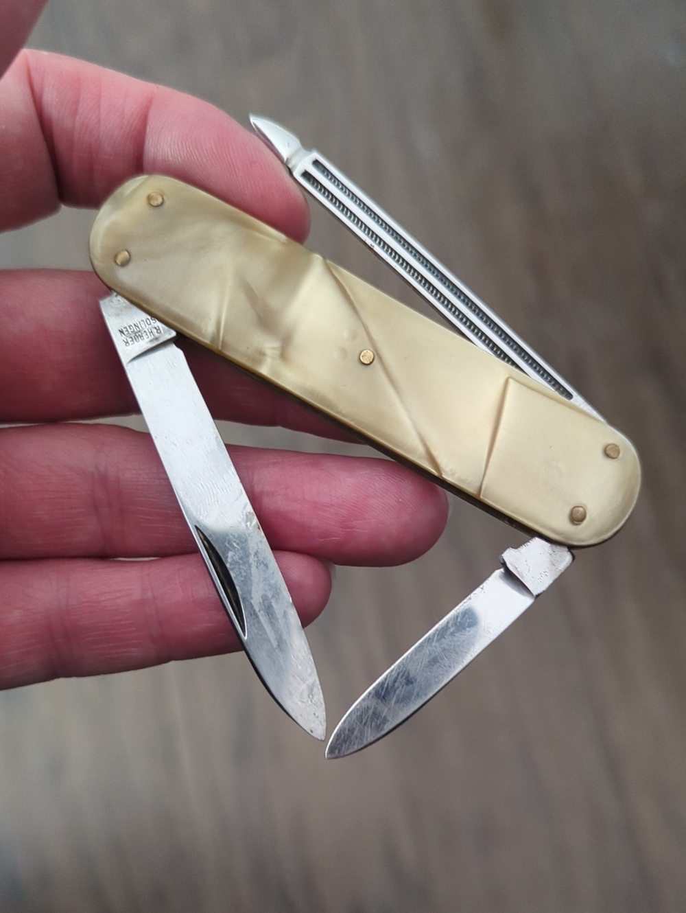 Mid Century Modern Ladies Jack Knife